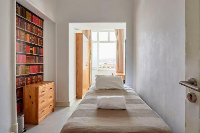 Sunny - And Guest house Lisbon
